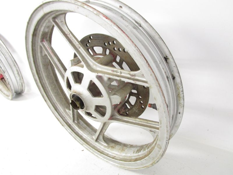 1988-1992 Kawasaki EX 250 Ninja Front Wheel Rim 16x2.15 41073-1365